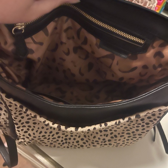 Aimee Kestenberg Shoulder Bag - Picture 4 of 8